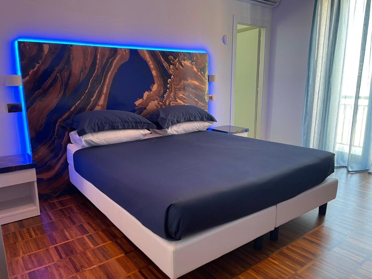 Tribus Boutique Hotel 토레 안눈치아타 외부 사진