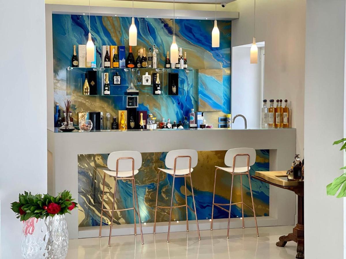 Tribus Boutique Hotel 토레 안눈치아타 외부 사진