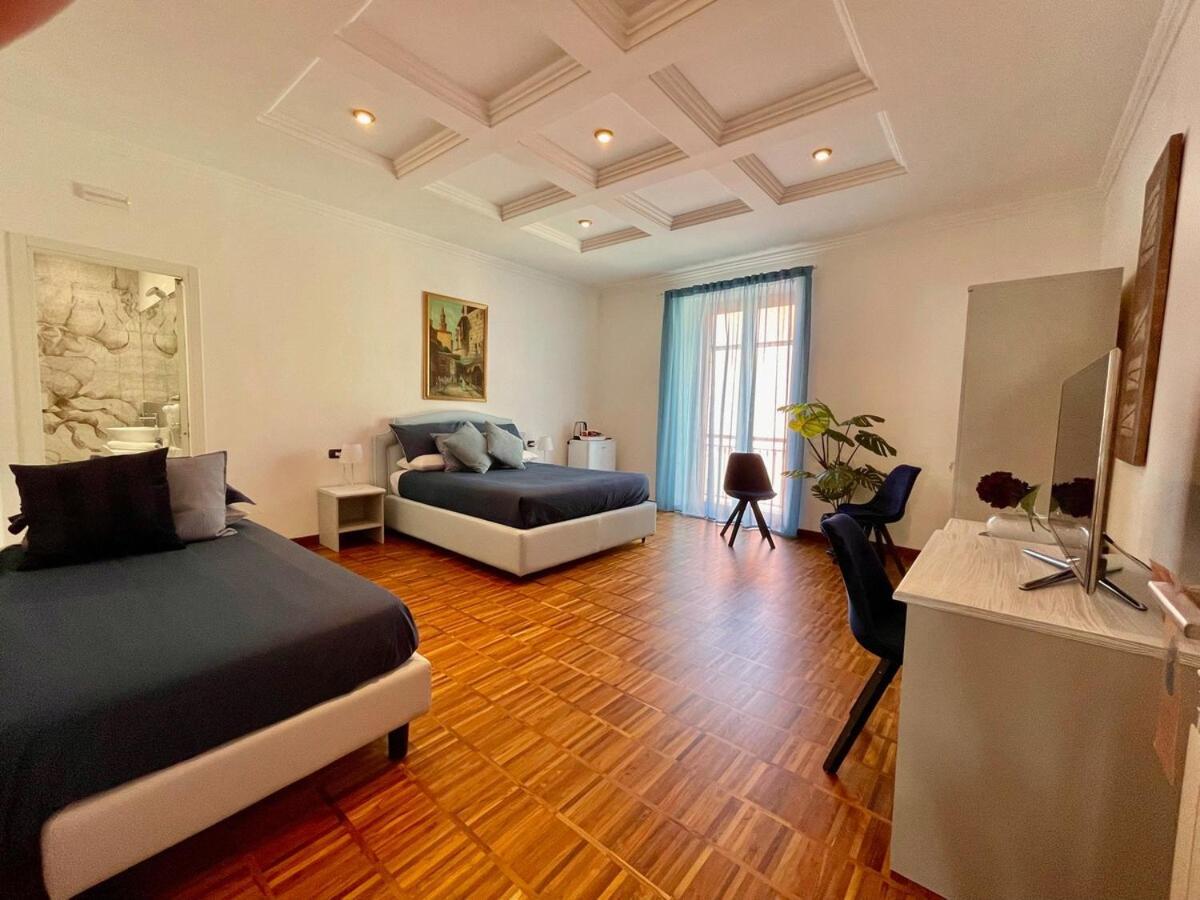 Tribus Boutique Hotel 토레 안눈치아타 외부 사진