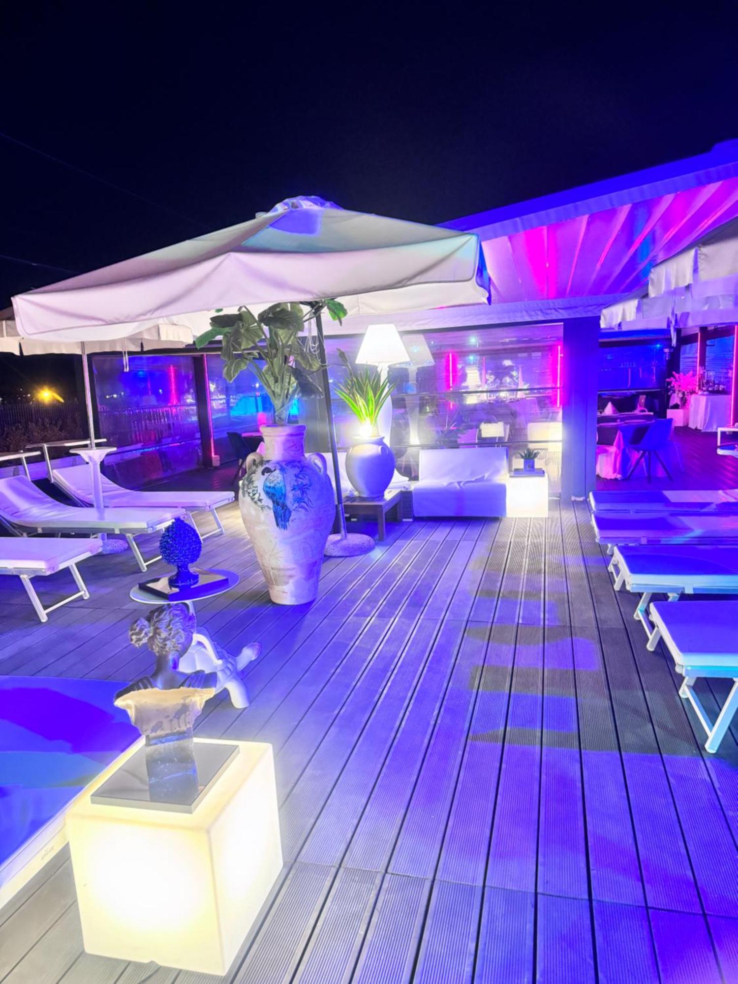 Tribus Boutique Hotel 토레 안눈치아타 외부 사진